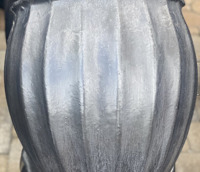 Scalloped Orlando Planter Medium MB