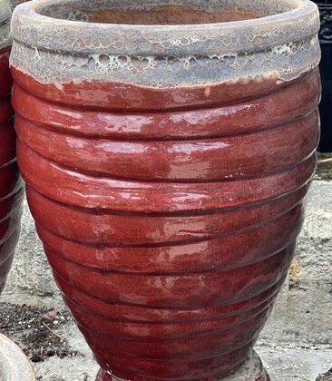 Vamo Tall Beehive Planter LG LR