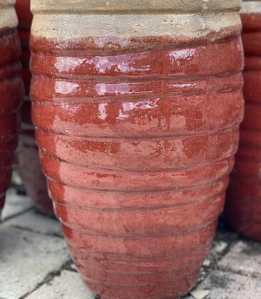 Vamo Tall Beehive Planter SM LR