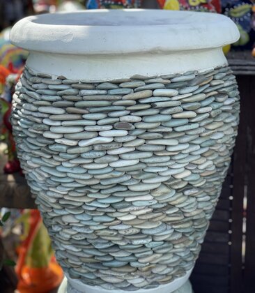 Selby Garden Rolled RimPebble Planter Medium J