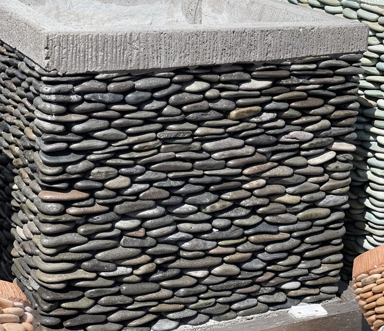 Cube Pebble Planter Large N