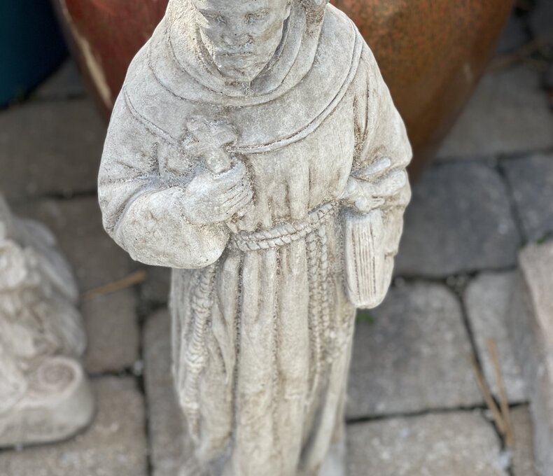 MD ST. FRANCIS/BIRD ON SHOULDER 39LBS