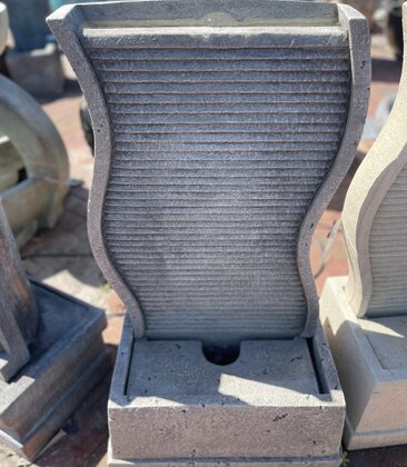 Short Curved Wall Fountain UG