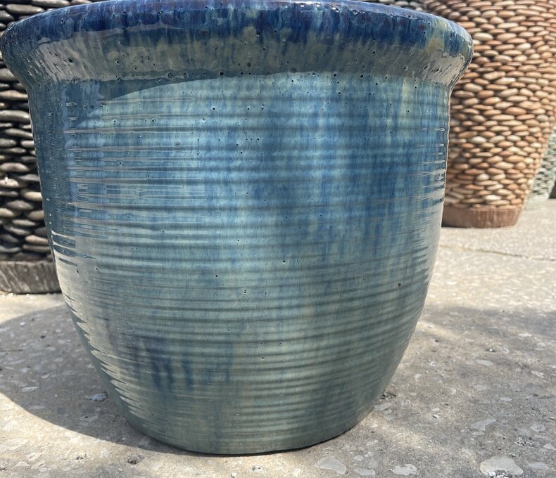 PREMIUM LOW LINED PLANTER MD