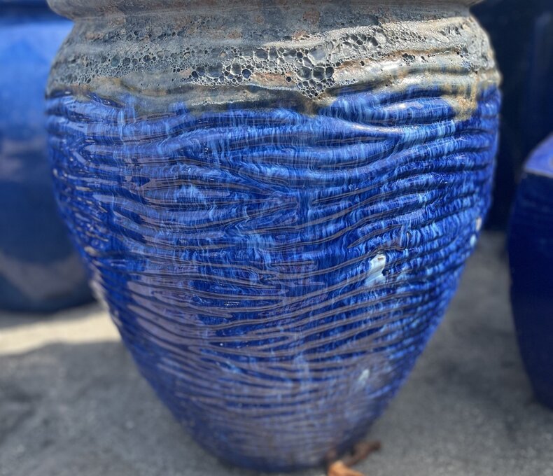 Premium Prague Planter Large VFB