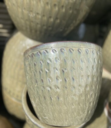 Premium Raindrop Egg Planter Small BC