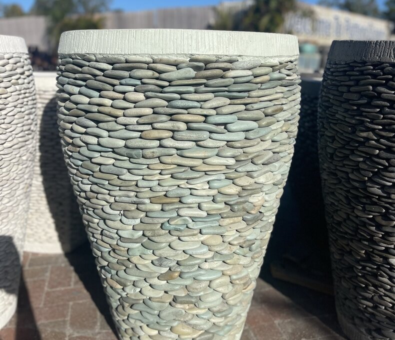 PEBBLE PLANTER LARGE