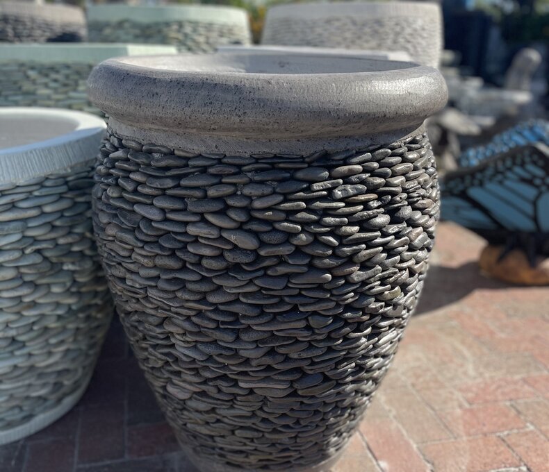 Garden Rolled Rim Planter Large N