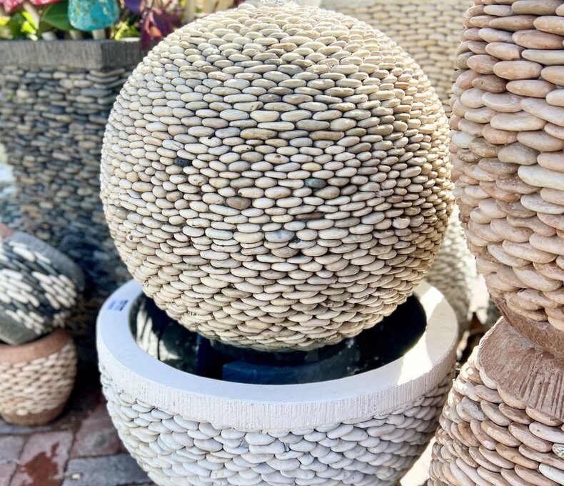 Pebble Sphere Fountain W