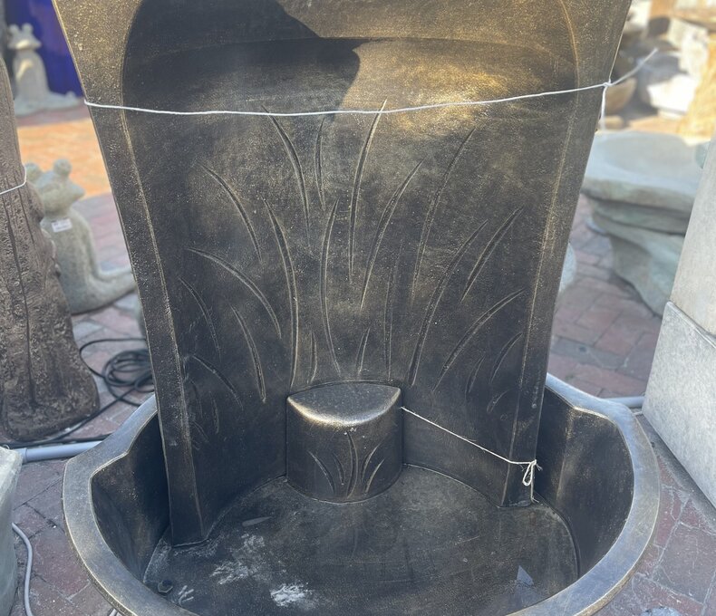 Egyptian Spout Fountain with Light 550lbs BR