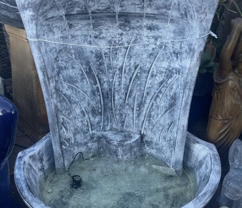 Egyptian Spout Fountain with Light FM 550lbs