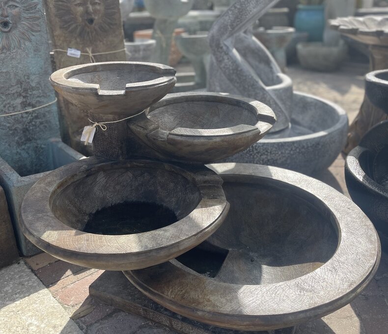 Verona fountain 312 lb RL