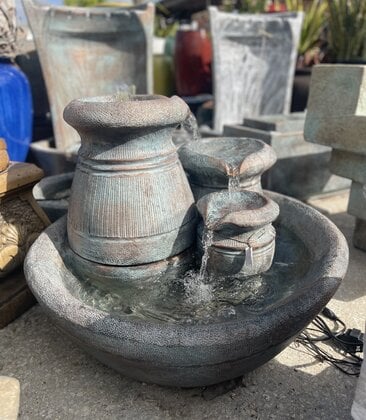 Cascading Urns Fountain BP 532 lbs