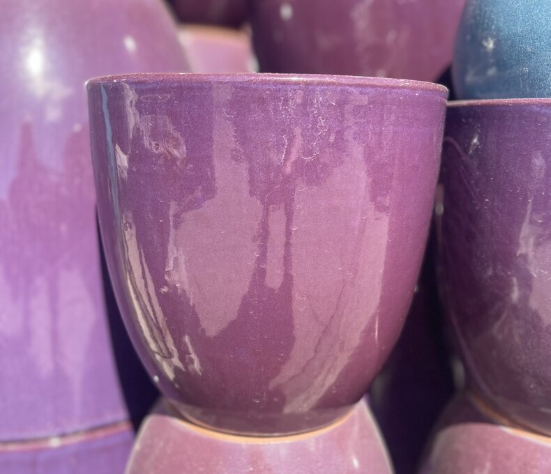 Premium Smooth Egg Planter Small P