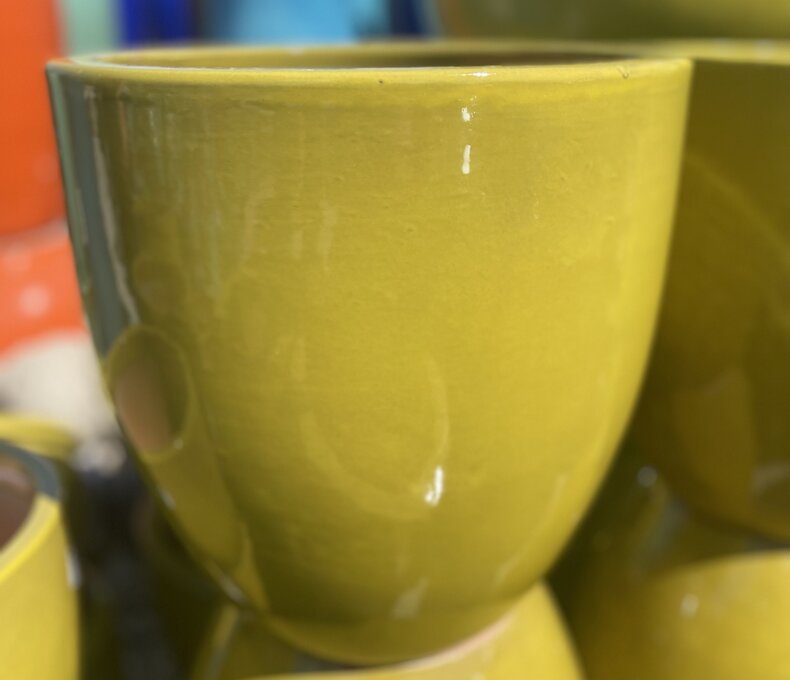 Premium Smooth Egg Planter Large Y