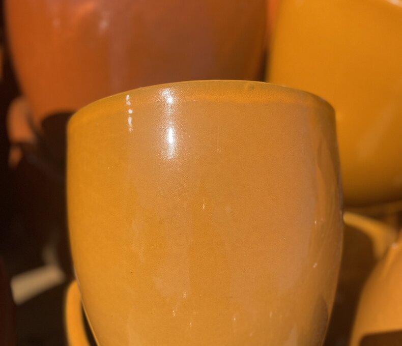 Premium Smooth Egg Planter Small O