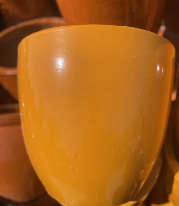 Premium Smooth Egg Planter Large O