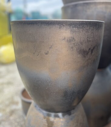 Premium Smooth Egg Planter Medium AG
