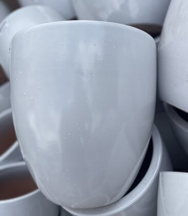 Premium Smooth Egg Planter Medium W