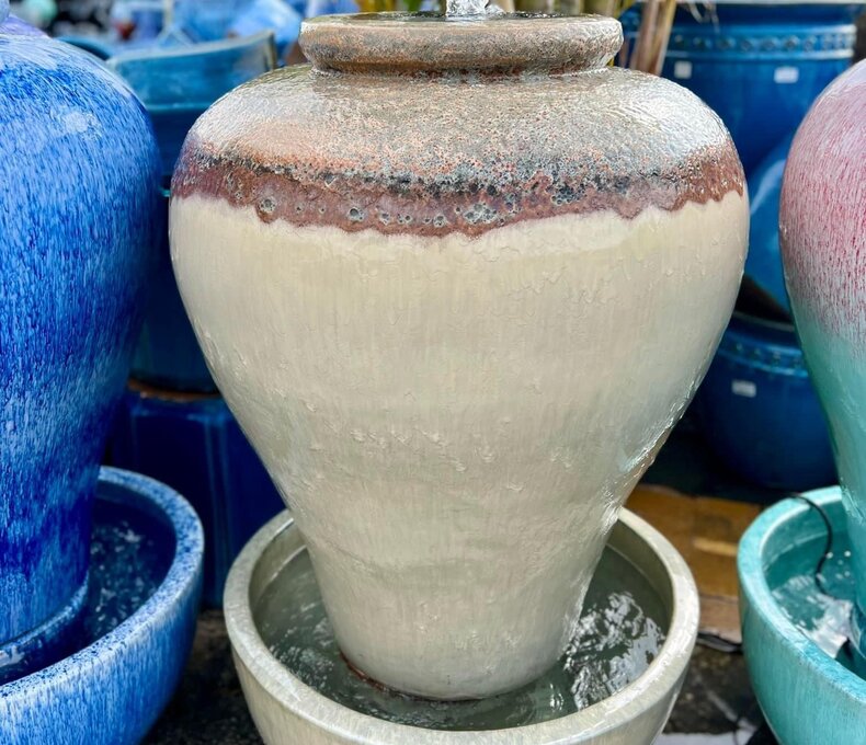 Premium Sarasota Glazed Fountain Large VNC