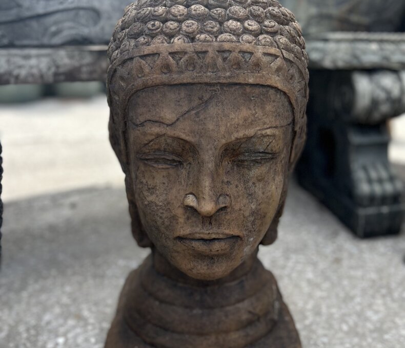Head Of Buddha 110LBS