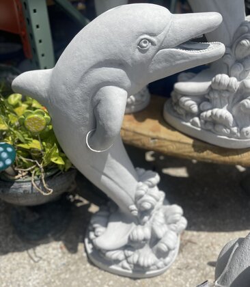 34" Sitting Dolphin Plumbed 126 LBS