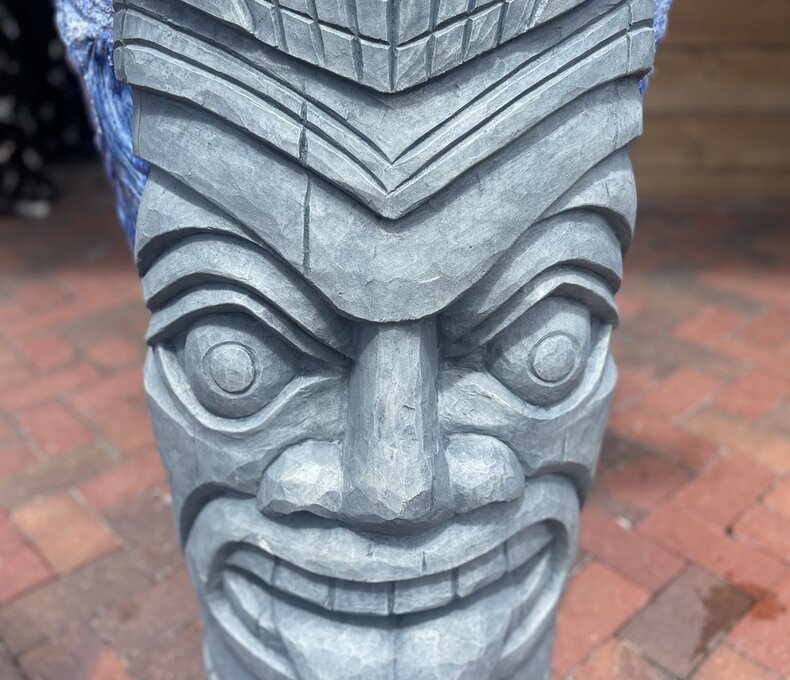 36" LAUGHING TONGUE TIKI FACE 155 LBS