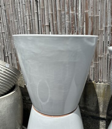 Premium Freeport Tapered Planter Large