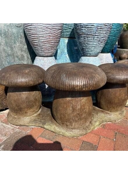 Three Mushroom Bench RH 367 lbs