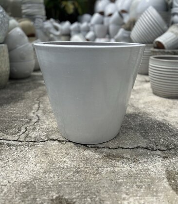 Premium Freeport Tapered Planter Medium