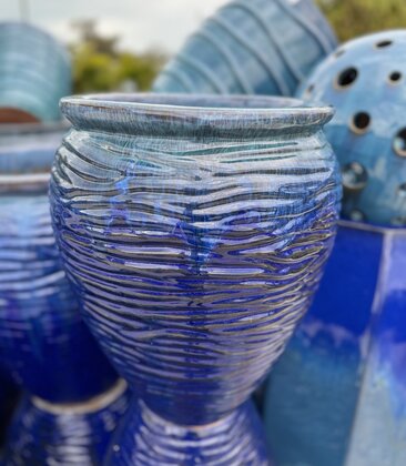 Premium Prague Planter Medium MBLB