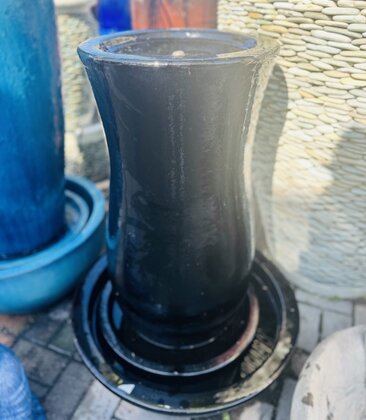 Kev Jar Fountain SMALL with Base  GB