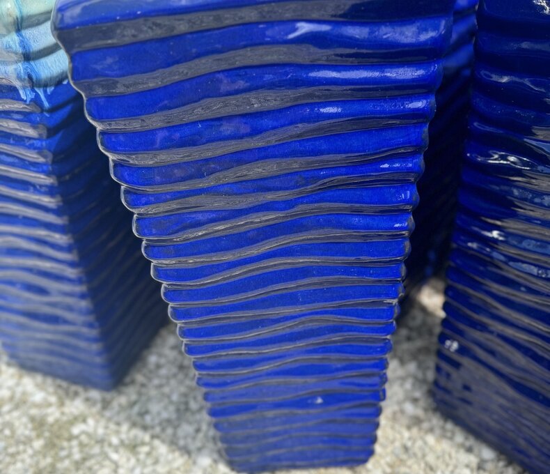 Tall Ripple Slim Square Small