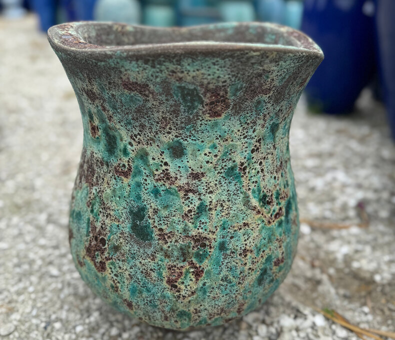 Lava Pacific Wave Planter Small BG