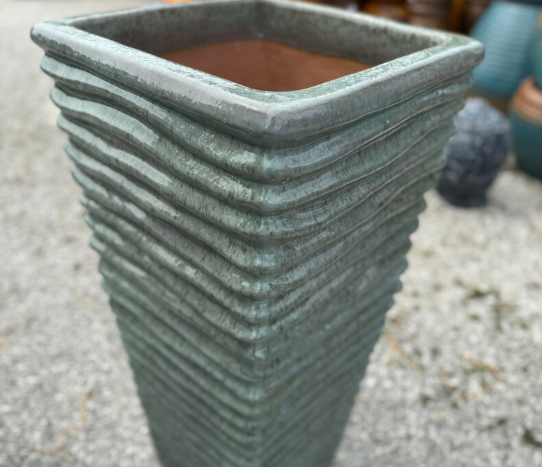 Premium Tall Ripple Slim Square Large GB