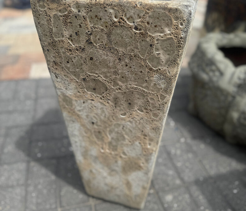 TALL SLIM SQUARE SM BW