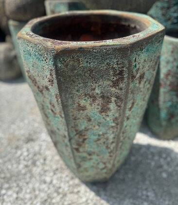 Lava Octagon Planter Small BG