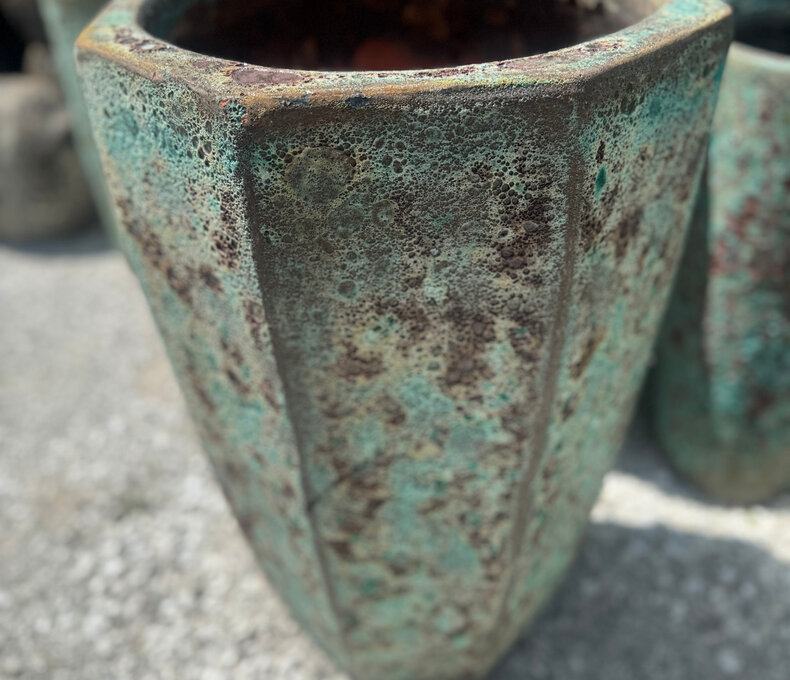 Lava Octagon Planter Small BG