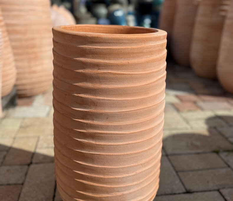 Terracotta Surfer Wave SM