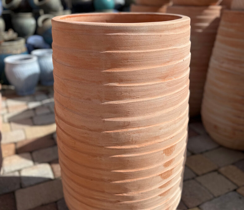 Terracotta Surfer Wave LG