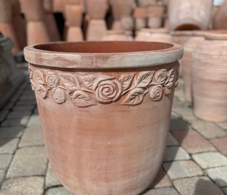 Premium Primrose Terracotta Egg Lg