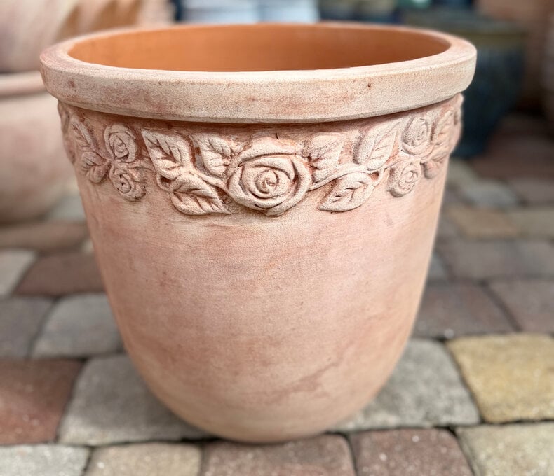 Premium Primrose Terracotta Egg Md