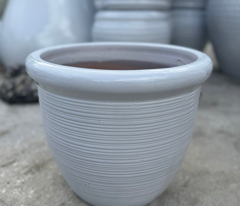 PREMIUM LOW LINED PLANTER MD