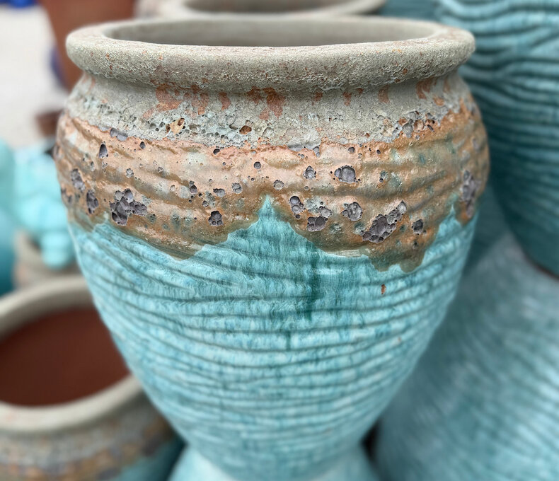 Premium Prague Planter Medium VMB