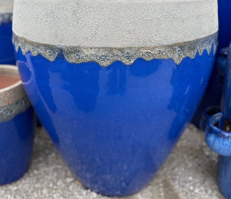 PREMIUM  TALL TULIP PLANTER LARGE VLB