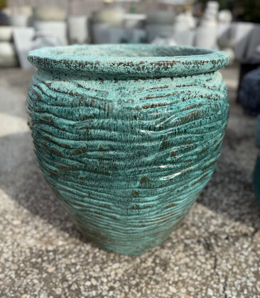 Premium Prague Planter Large SFG