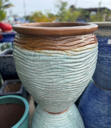 Premium Prague Planter Large ARMB