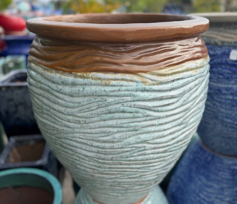 Premium Prague Planter Large ARMB