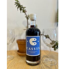 C. Cassis 750 mL