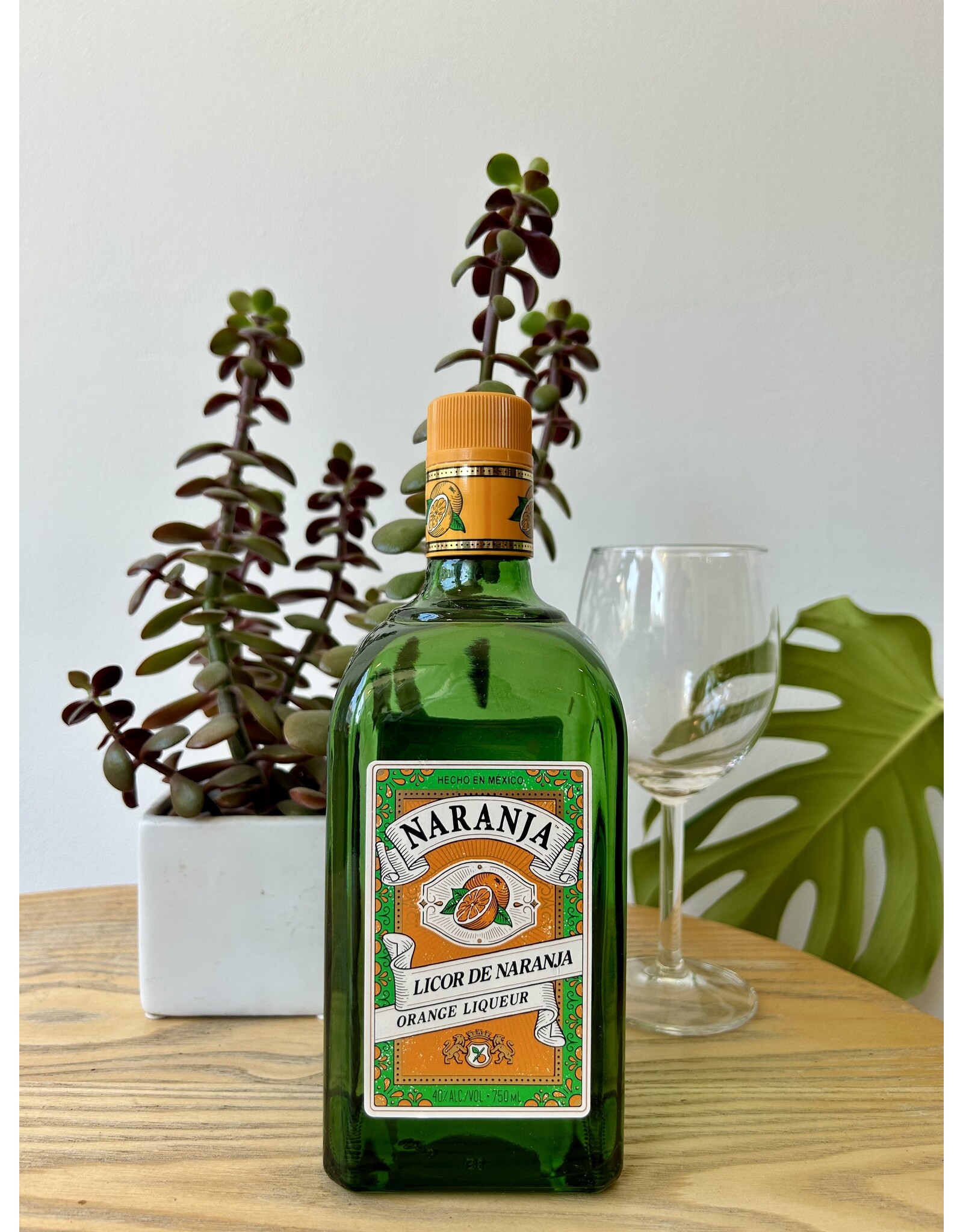 Naranja Orange Liqueur Hecho en Mexico